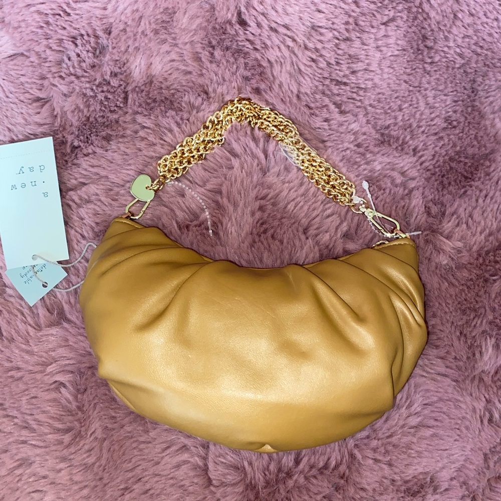 Elegant Tan Quilted Chain Bag (I have 5 available)